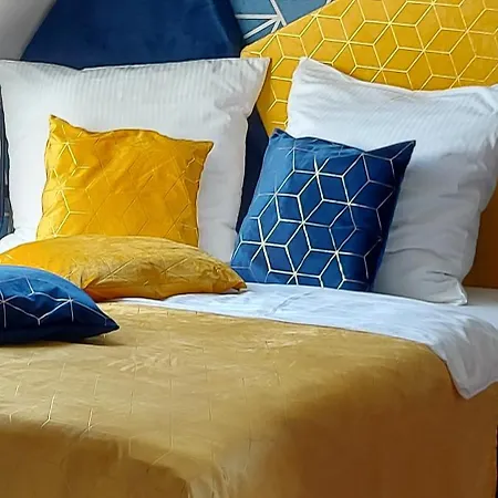 U Helci - Na Krancu Swiata - Azyl Tylko Dla Doroslych * Studzienno
