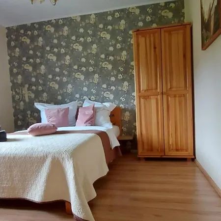 U Helci - Na Krancu Swiata - Azyl Tylko Dla Doroslych 农家乐 Studzienno