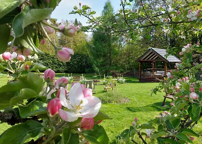 U Helci - Na Krancu Swiata - Azyl Tylko Dla Doroslych Studzienno