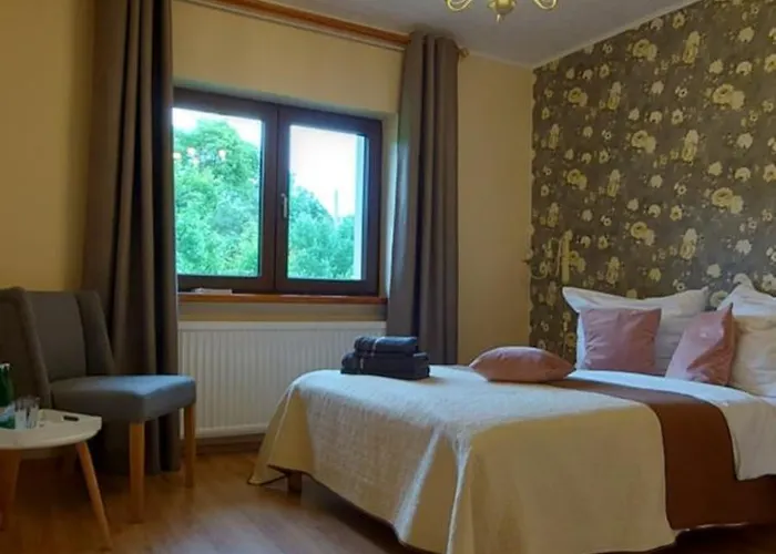 U Helci - Na Krancu Swiata - Azyl Tylko Dla Doroslych Studzienno